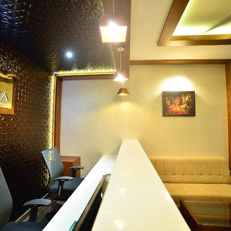 Hotel Priya Kottakkal Buitenkant foto