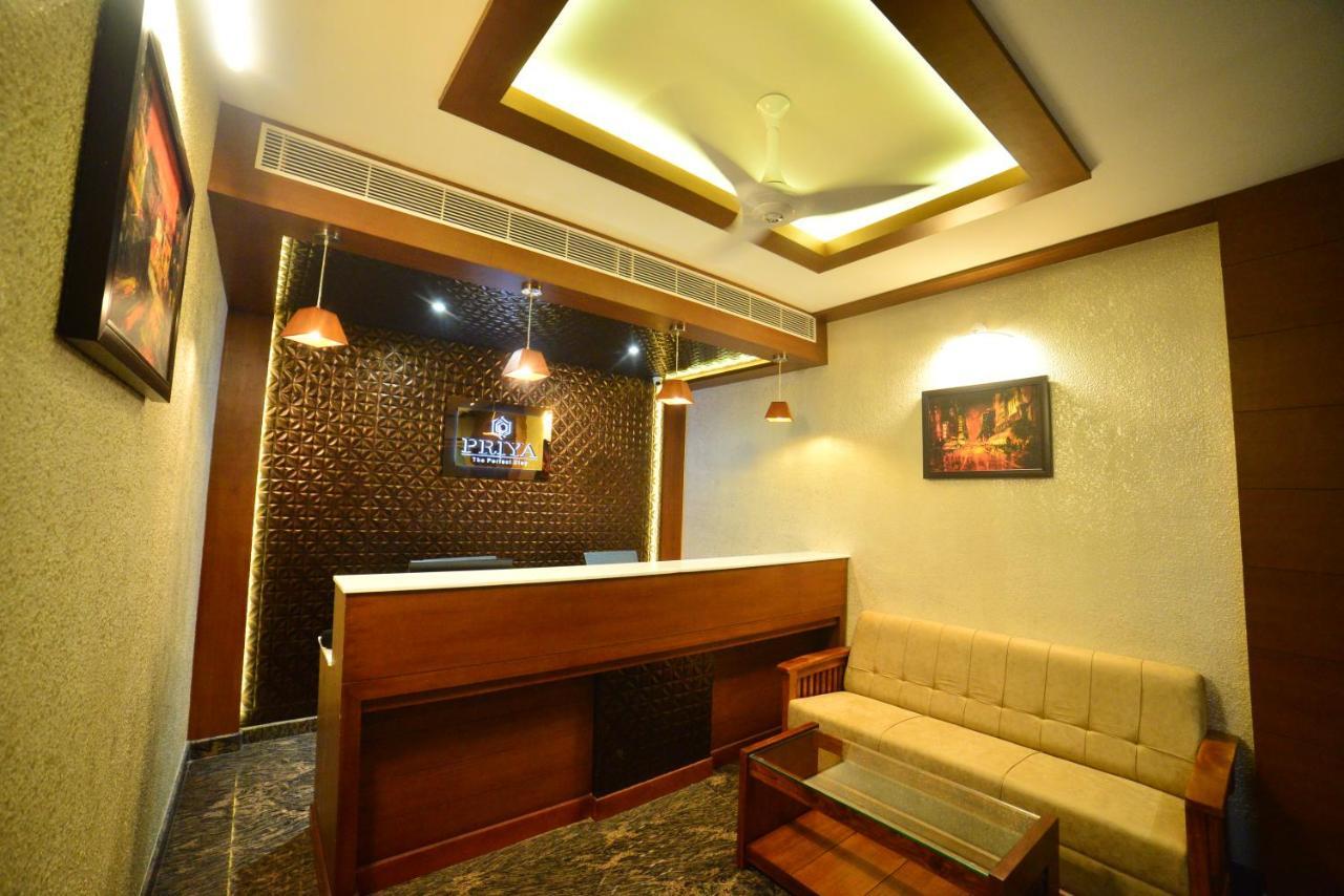 Hotel Priya Kottakkal Buitenkant foto